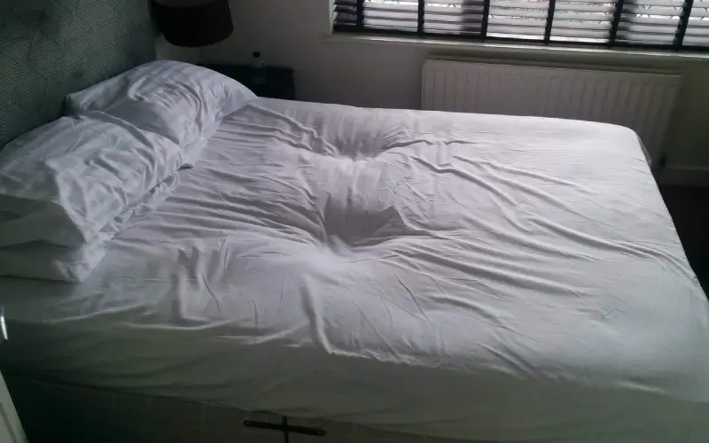 علت گود شدن تشک